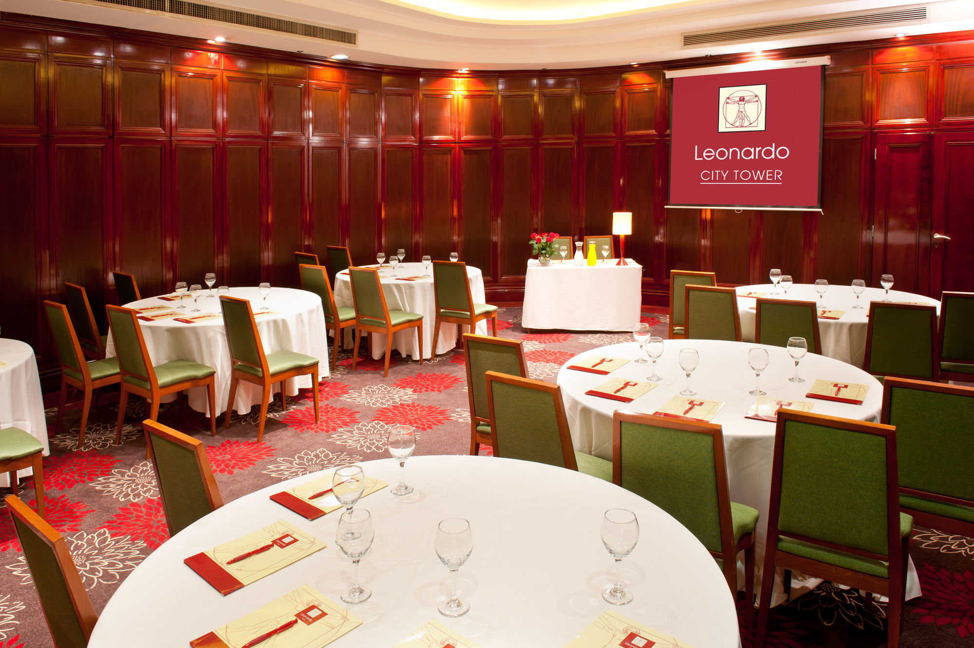 โรงแรมลีโอนาร์โด ซิตี้ทาวเวอร์ Giv'atayim ภายนอก รูปภาพ The Leonardo City Towers meeting room